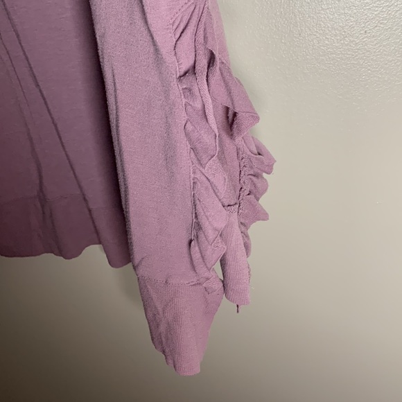 Purple ruffle tee - Picture 3 of 3